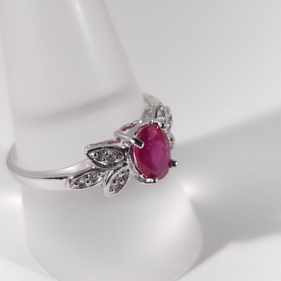 Niassa Ruby 1.1 Carats and White Zircon Ring Size 9 - Picture 3 of 10